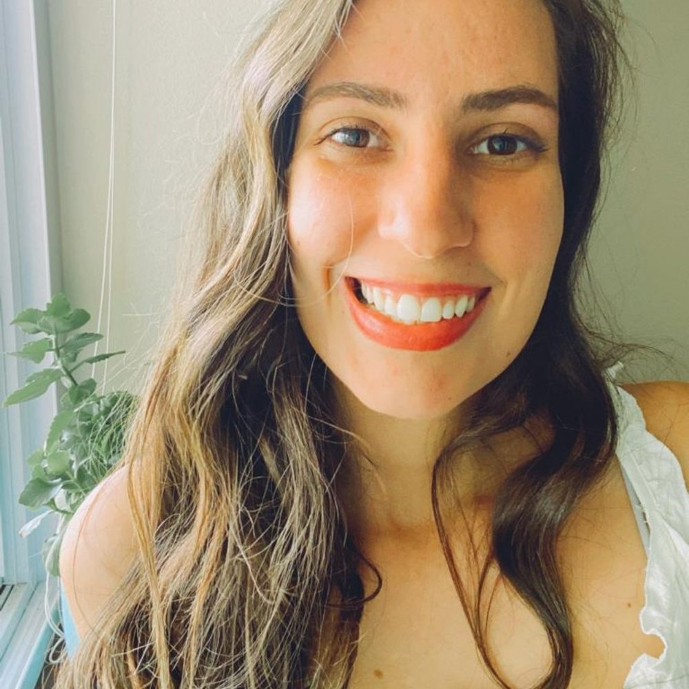 Meet your Posher, Aline